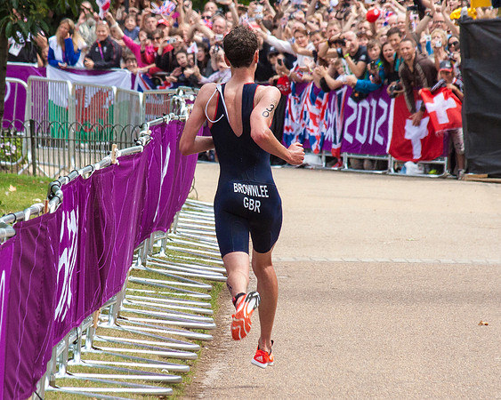 Alistair Brownlee Racing for Gold