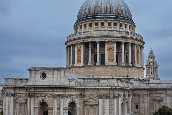 St. Paul's Cathedral - Close