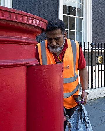 Emptying Post Box