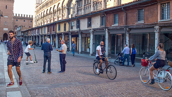 Debate In The Piazza